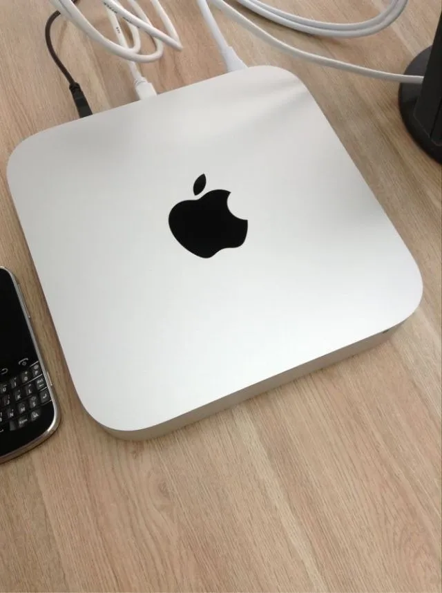 MD387主机、内存、SSD、键盘和触摸板(原题:已出)