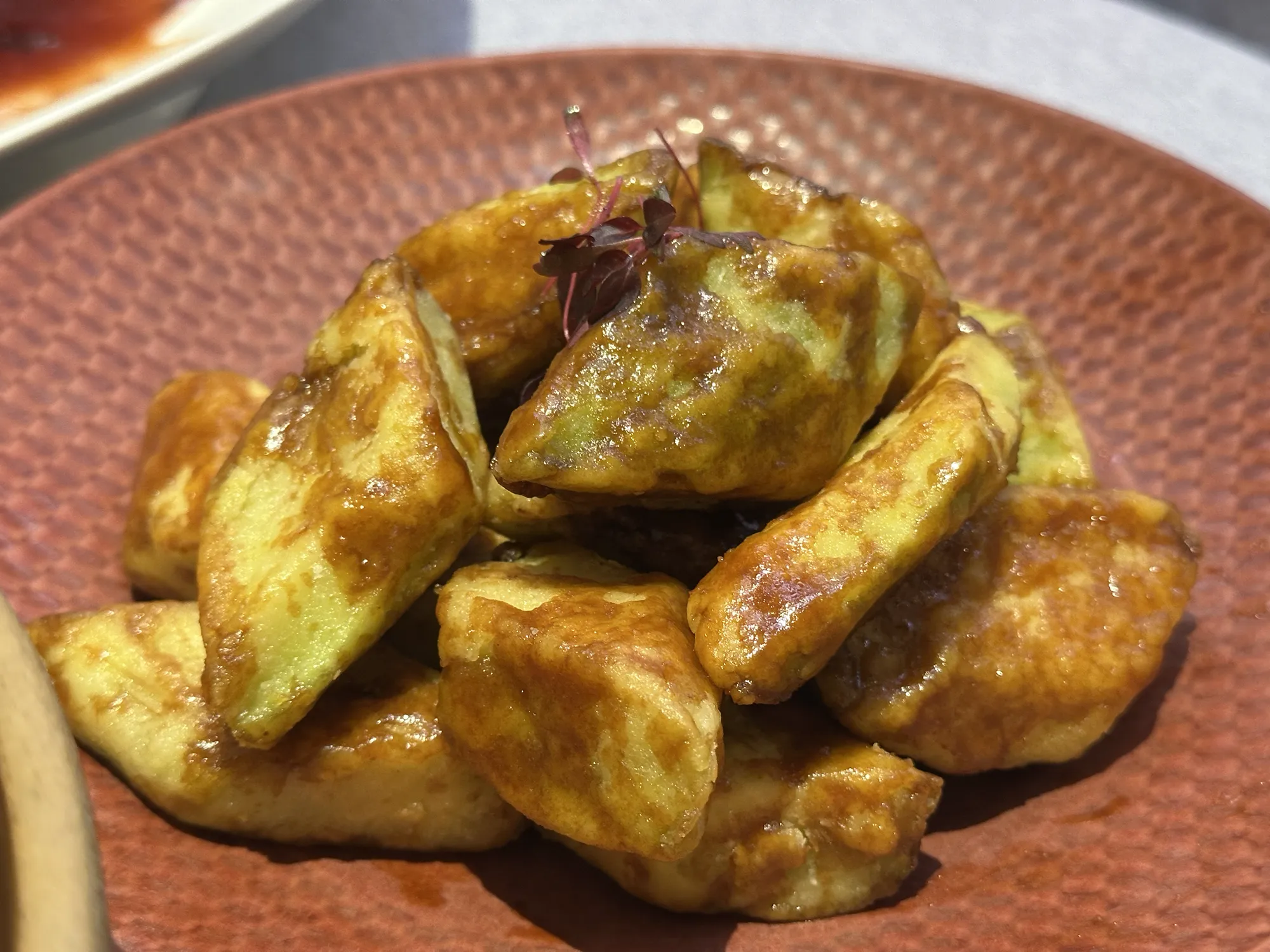 热菜上桌
